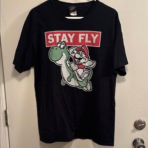 Black Stay Fly Graphic Mario Bros T-Shirt with Yoshi sz-L